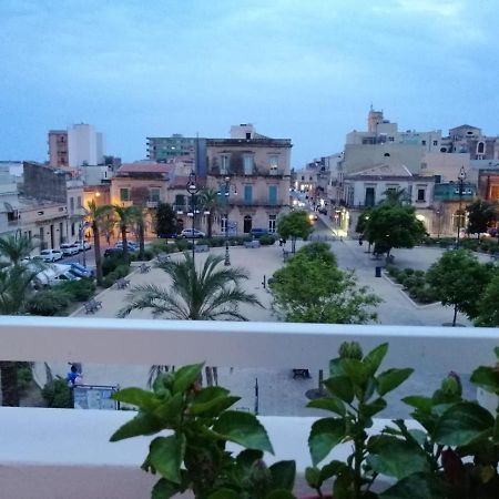 Casa Vacanza Il Gelsomino Magico 阿沃拉 外观 照片