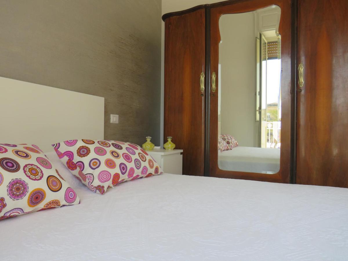 Casa Vacanza Il Gelsomino Magico 阿沃拉 外观 照片